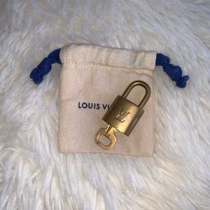 LV lock & key #315